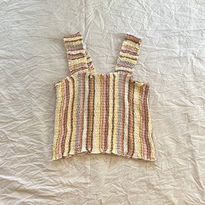 Women’s crop sleeveless top